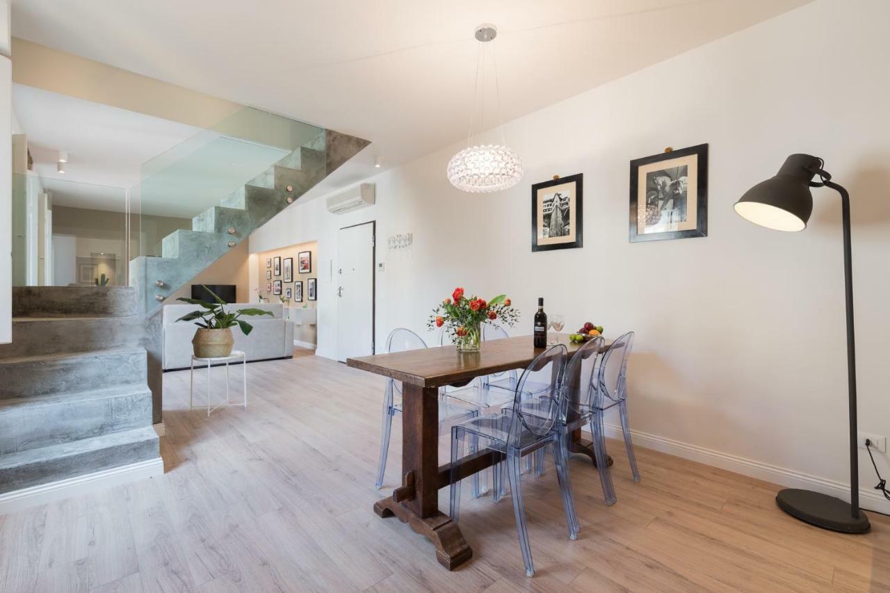 Luxury Apartment In City Center Florens Exteriör bild